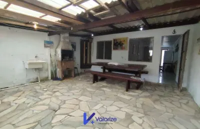 Casa com 2 quartos à venda na Maria Garbelotti, 1143, Praia de Leste, Pontal do Paraná