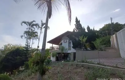 Casa com 4 dormitórios à venda, 210 m² por r$ 830.000,00 - ponta aguda - blumenau/sc