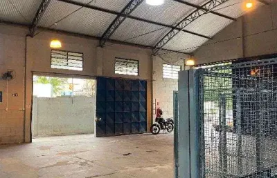 Galpão para venda com localização privilegiada em jundiaí