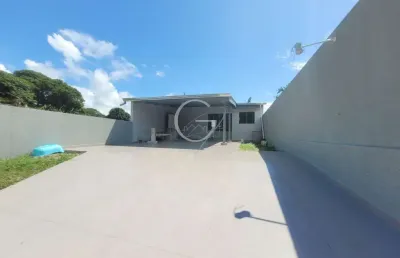 Residência com 02 quartos e espaço de terreno em ipanema a venda!!