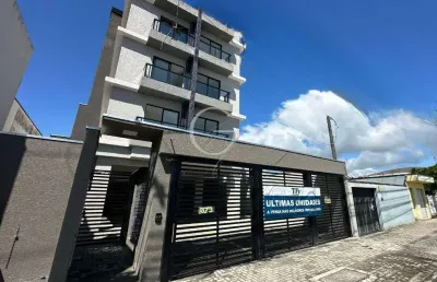 Apartamento a duas quadras do mar em praia de leste!