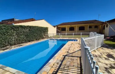 02 casas com piscina e 07 quartos no baleneário ipanema