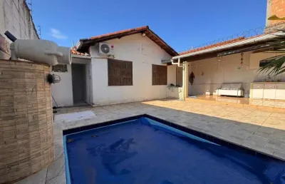 Casa plana com piscina em lote de 227m2 no jaqueline - ca3463