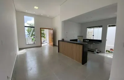 Casa alto padrão com 3 quartos e quintal para alugar – bairro residencial tranquilo - ca3491