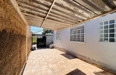 Casa plana com 2 quartos, lote amplo e garagem – piratininga bh - ca3506