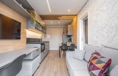 Lindo apartamento no centro de curitiba, até 2 pessoas