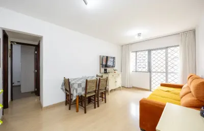 Apartamento 2 quartos finamente decorado em curitiba, até 4 pessoas