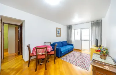 Apartamento 2 quartos finamente decorado em curitiba, até 4 pessoas