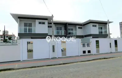 Casa com 2 quartos para alugar na Rua Fridolino Jacob Schütz, 168, Aririu, Palhoça