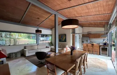 Casa para vender com 5 quartos 5 suítes no bairro chácaras do peroba em jandira