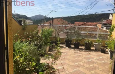 Sobrado para vender com 6 quartos no bairro região central em caieiras