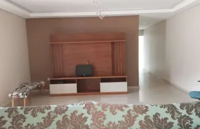 Sobrado residencial para venda nas furnas, fácil acesso para rodoviária fernão dias. 2 dorms e 2 vagas