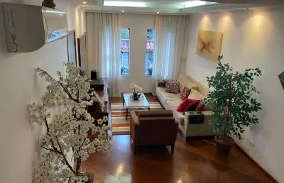 Sobrado residencial para venda na vila nova mazzei, ao lado de uma variedade de comércios e serviços. 3 dorms(1 suíte) e 5 vagas