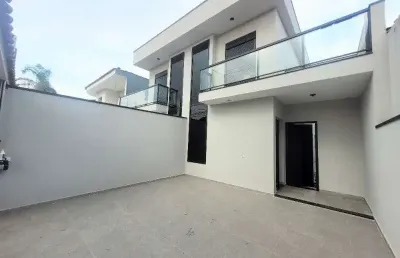 Sobrado novo residenciais para locação no jardim guapira, excelente local, ao lado do clube guapira, 3 dorms (2 suítes) e 2 vagas