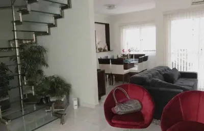 Sobrado em condomínio fechado para venda no tucuruvi, excelente localização, em avenida, próximo a serra da cantareira, 3 suítes e 3 vagas