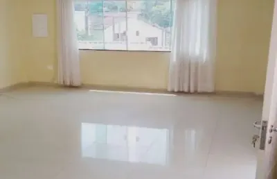Sobrado à venda na vl pedra branca, em excelente localização, ao lado da av. santa inês, parque horto florestal, 3 dormitórios(1 suíte) e 4 vagas