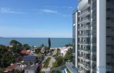 Amplo apartamento de 03 dormitórios 02 suítes com 136m² na cabeçudas