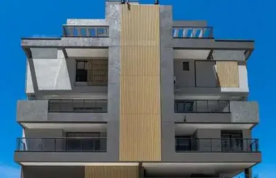 Apartamento duples no cala d'or edifício com 04 dormitórios sendo 02 suítes 04 vagas de garagem - praia brava