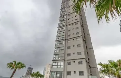 Aconchegante apartamento com 122m² tendo 03 suítes 02 vagas de garagem área de lazer completa no home square residence