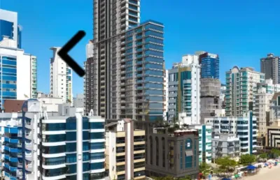 Apartamento com 4 quartos à venda na Rua 249, Meia Praia, Itapema