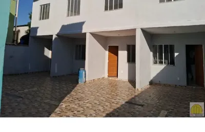 Casa duplex com 2 quartos bairro cerâmica nova iguaçu