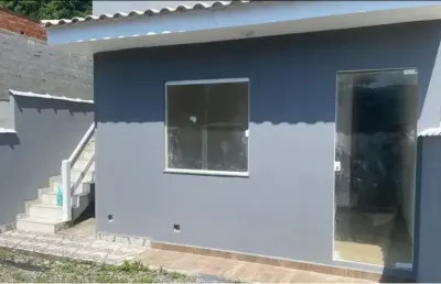 Casa nova com 2 quartos bairro ambaí nova iguaçu - rj