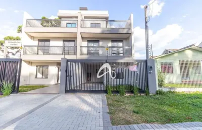 Sobrado novo de frente para rua à venda, com terraço, 3 quartos sendo 1 suíte, no bairro boqueirão, curitiba/pr.