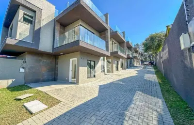 Sobrado novo em condomínio à venda, 2 suítes, ático com terraço - boqueirão curitiba/pr