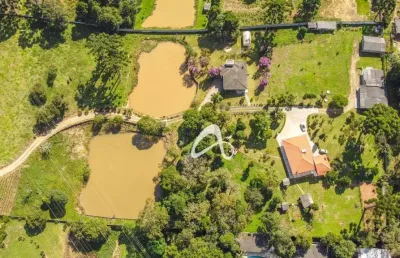 Excelente chácara com 17mil m² disponíveis à venda, com 2 impecáveis casas com 240m², no bairro umbará curitiba/pr.