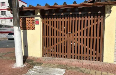 Casa com 2 quartos à venda na Rua Soldado Genivaldo José Damasceno, Cidade Ocian, Praia Grande
