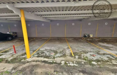 Box/garagem localizado no bairro tupi - praia grande/sp
