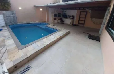 Casa com 3 quartos à venda na Rua Salvador Molinari, Vilamar, Praia Grande
