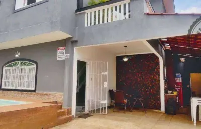 Casa com 3 quartos à venda na Rua Emílio de Menezes, Cidade Ocian, Praia Grande