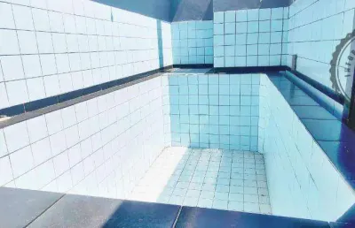 Casa com 6 quartos à venda na Rua Elza Lemke Batalha, Vila Antártica, Praia Grande