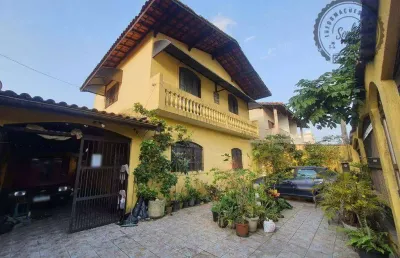 Casa com 3 quartos à venda na Rua Abdias Pedrosa, Vilamar, Praia Grande