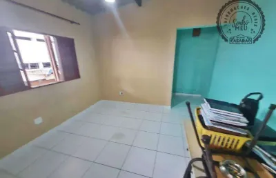 Casa com 4 quartos para alugar na Avenida Presidente Castelo Branco, Vila Assunção, Praia Grande