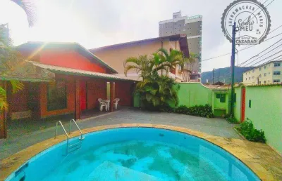 Casa com 3 quartos para alugar na Avenida Marechal Maurício José Cardoso, Canto do Forte, Praia Grande