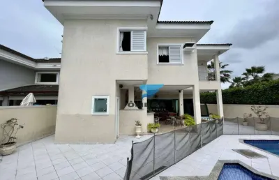 Casa à venda no condomínio jardim acapulco no guarujá | omega imóveis