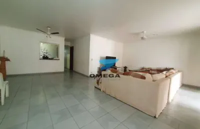 Apartamento pertinho da praia à venda com vista para o mar e 4 dormitórios,  piscina e churrasqueira na praia das astúrias.