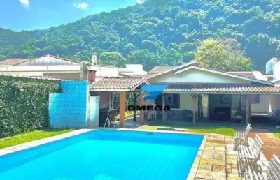 Casa com 4 quartos à venda na Avenida Humberto Pietro Peres, 500, Jardim Guaiuba, Guarujá
