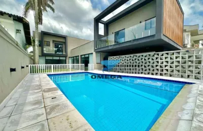 Mansão jardim acapulco à venda com 6 quartos sendo 4 suítes