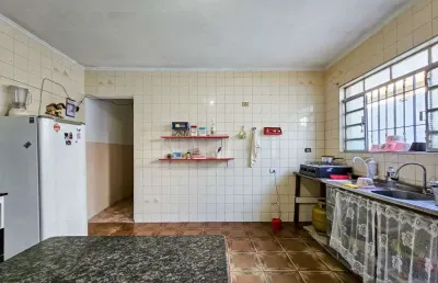 Casa com 2 quartos à venda na Rua Santo Antônio da Manga, 29, Itaquera, São Paulo