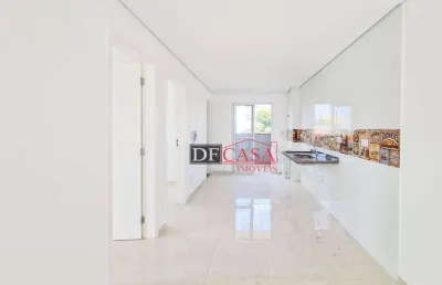 Apartamento com 2 quartos à venda na Rua Victório Santim, 596, Itaquera, São Paulo