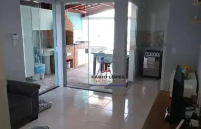 Linda casa  com piscina á venda no litoral sul / itanhaém / sp