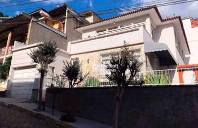 2 casas com total de 5 dormitórios à venda, 263 m² por r$ 1.500.000 - centro - nova friburgo/rj