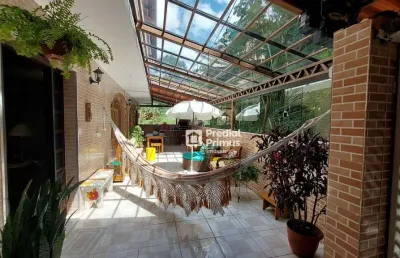 Casa com 3 dormitórios à venda, 222 m² por r$ 880.000,00 - braunes - nova friburgo/rj