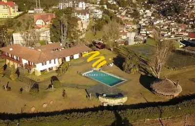 Hotel à venda em campos do jordão, vila abernéssia, com 8 suítes, com 1500 m²