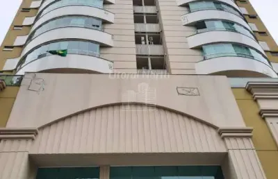 Cobertura duplex a venda no centro de balneário camboriú.