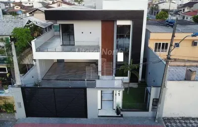 Casa alto padrão mobiliada no bairro são judas - itajaí