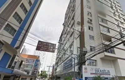 Apartamento na avenida central - finamente mobiliado.
